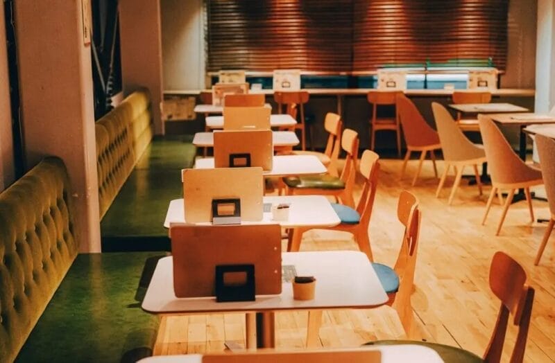 10°CAFE室内写真