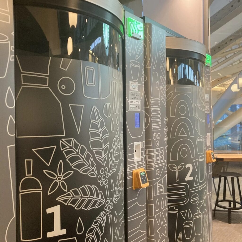 スターバックスコーヒー 高輪ゲートウェイ駅店 STATION BOOTH