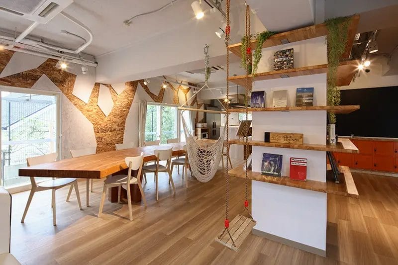 THE CRIE HIGASHIYAMA