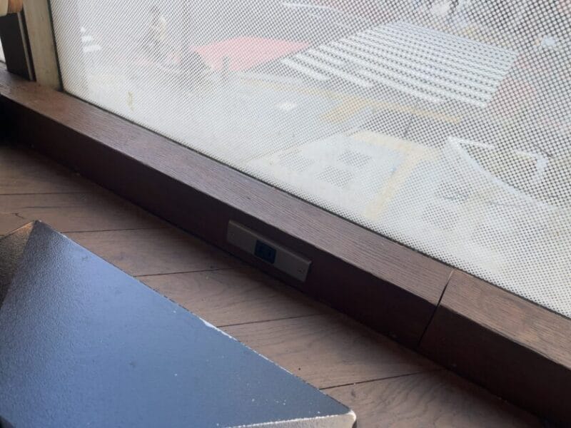 freeman cafe渋谷の電源コンセント