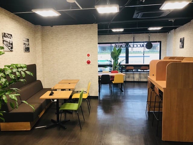 アクセアカフェ西新宿店