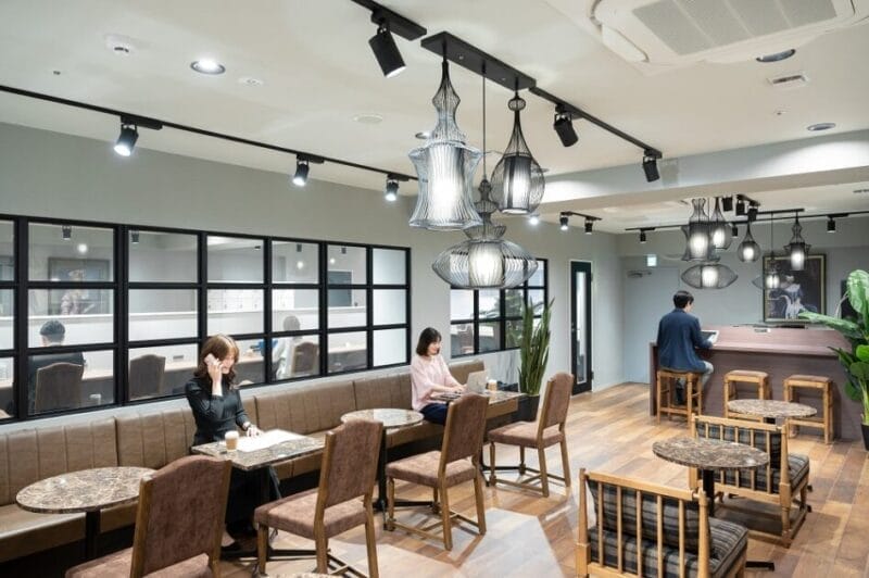 THE HUB 京都四条烏丸
