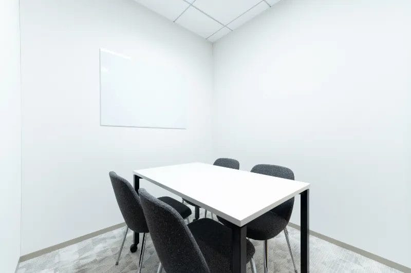 レゾナンス渋谷駅前店_会議室