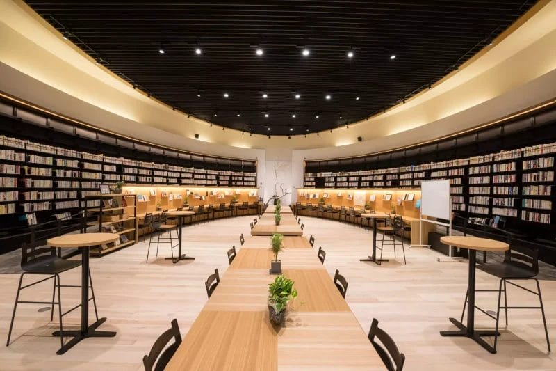 武雄市図書館