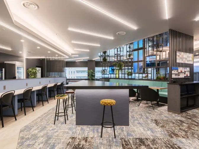 MID POINT×BIZcomfort豊洲